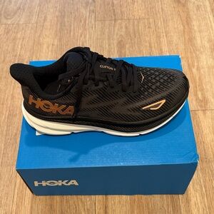 Hoka Clifton 9 Women’s Running Shoe - Black with Copper Accents
